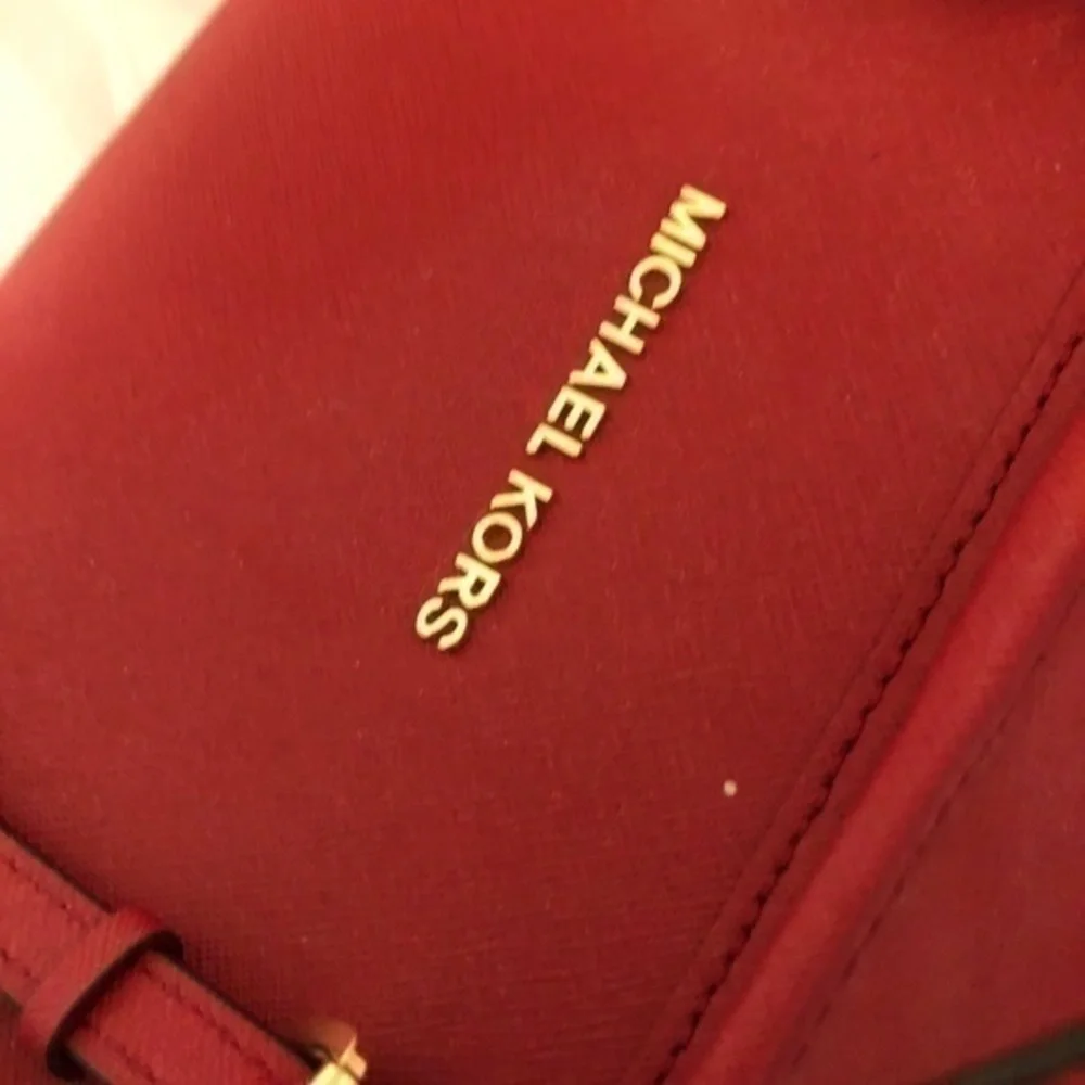 Michael kors red saffiano leather tote bag